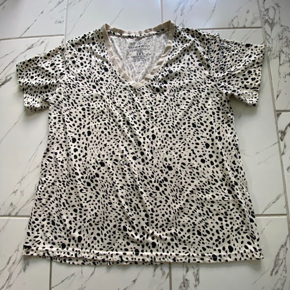 Cents Of Style Women 2XL Black White Animal Print V Neck Short Sleeve Top